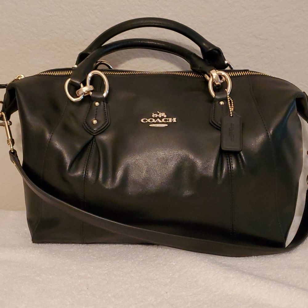 NWOT,Coach Black Calfskin Leather, Shoulder Bag